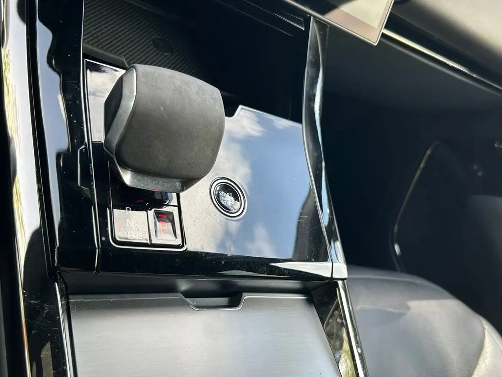 2025 Land Rover Range Rover Sport - $57,421