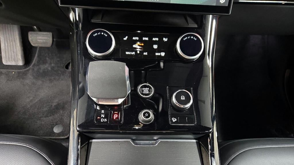 2023 Land Rover Range Rover Sport P360 SE