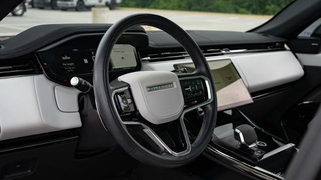 2024 Land Rover Range Rover Sport P360 SE