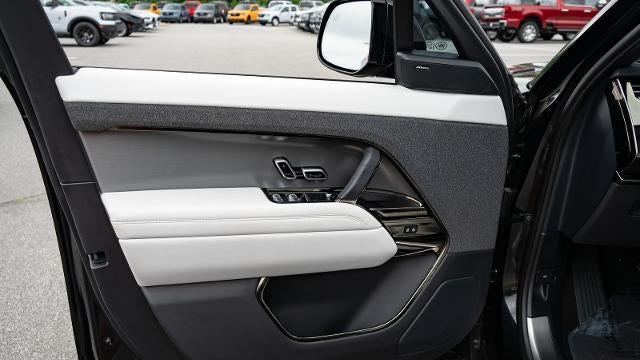 2024 Land Rover Range Rover Sport P360 SE