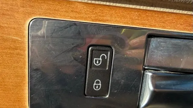 2012 Land Rover LR4 HSE