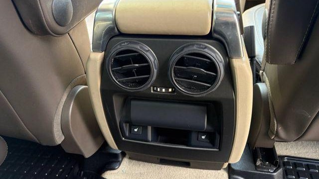 2015 Land Rover LR4 HSE LUX