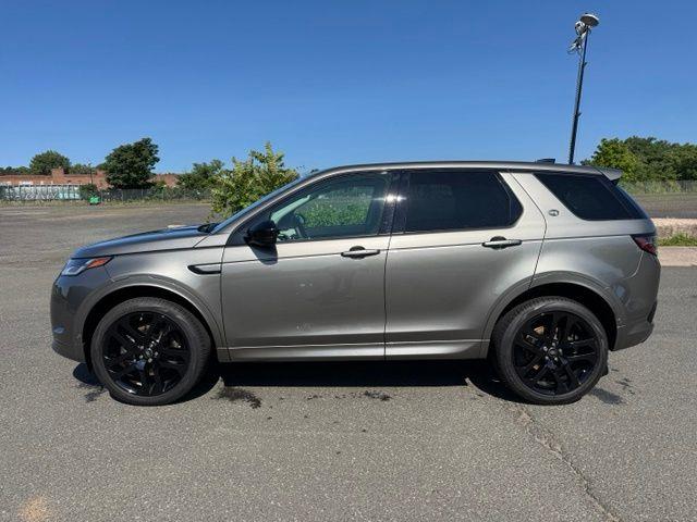 2025 Land Rover Discovery - $35,640