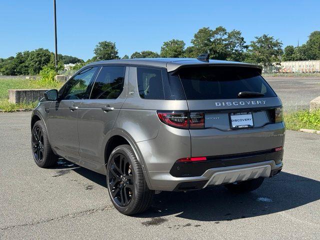 2025 Land Rover Discovery - $35,640