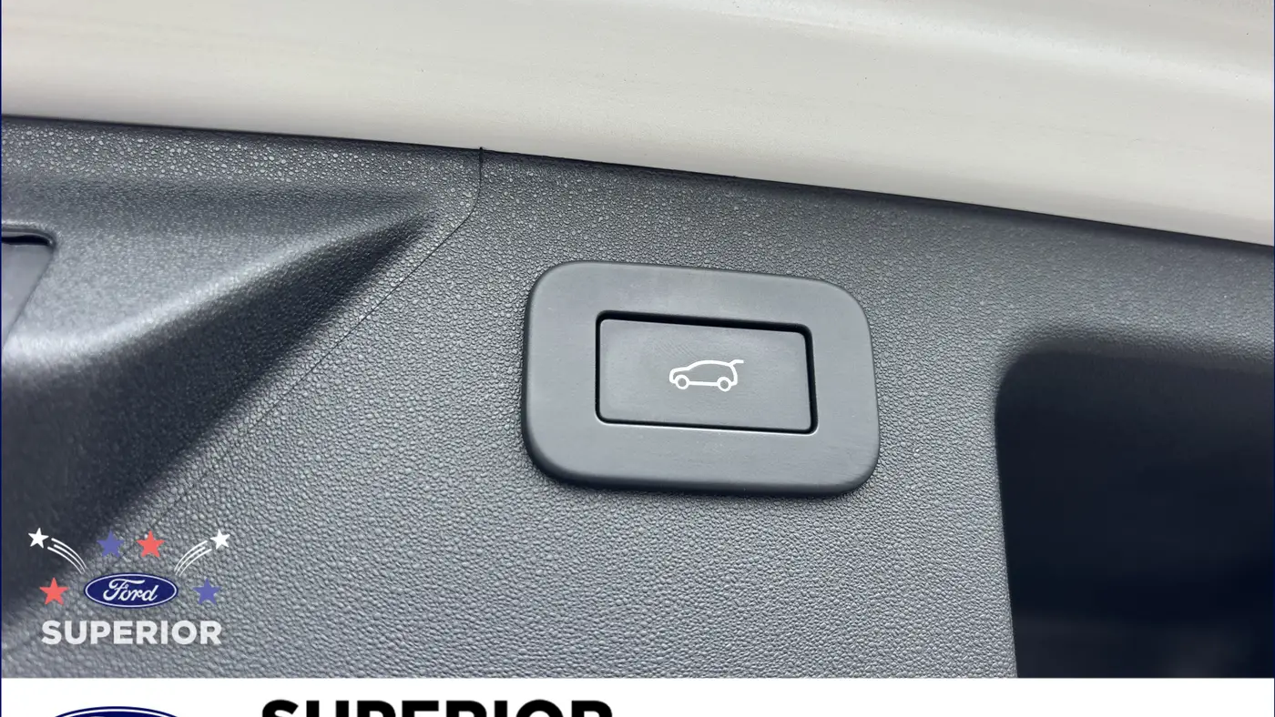 2025 Land Rover Discovery Sport P250 S