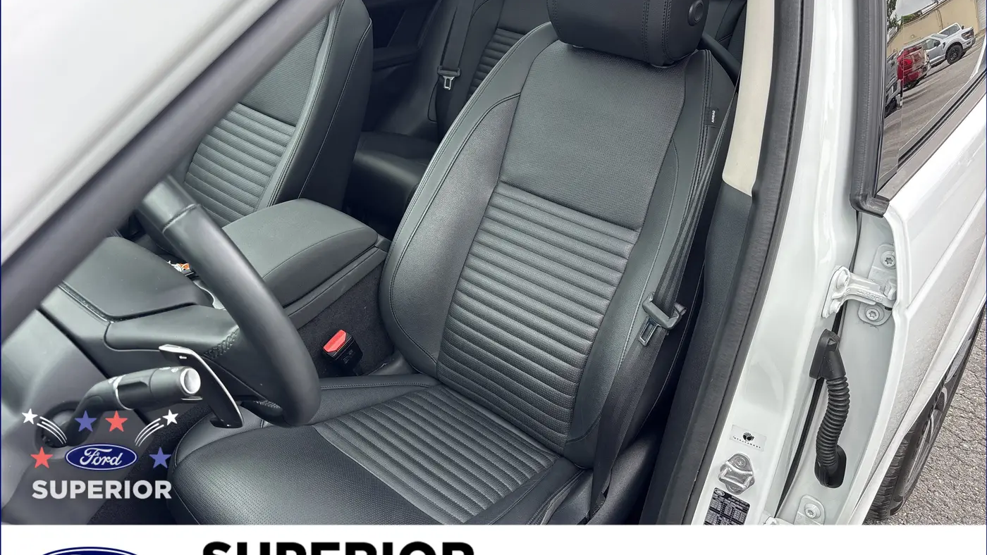 2025 Land Rover Discovery Sport P250 S