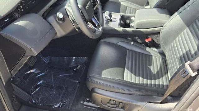 2025 Land Rover Discovery Sport P250 S