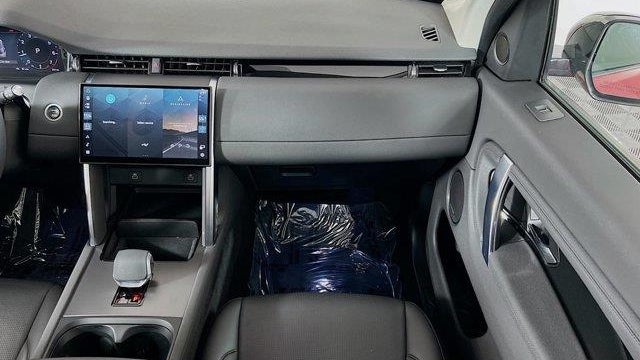 2024 Land Rover Discovery Sport P250 S