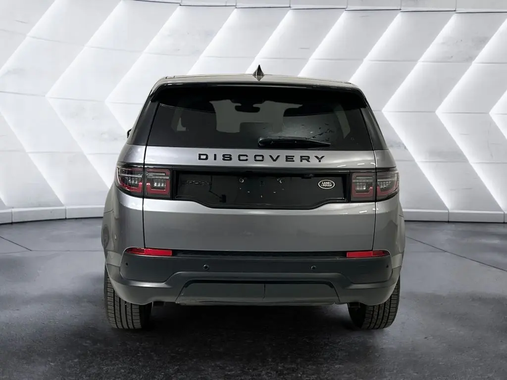 2022 Land Rover Discovery - $25,871