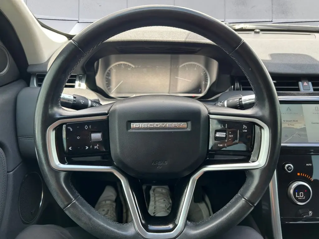 2022 Land Rover Discovery - $25,871