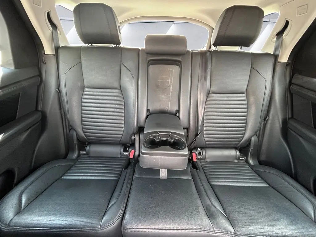2022 Land Rover Discovery - $25,871