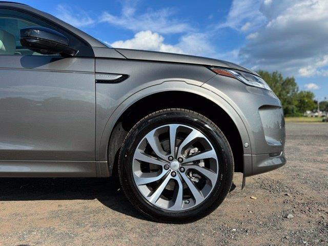 2025 Land Rover Discovery - $34,988
