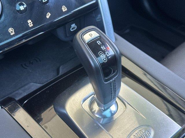 2023 Land Rover Discovery - $23,998