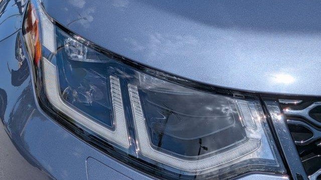 2023 Land Rover Discovery Sport P250 SE R-Dynamic