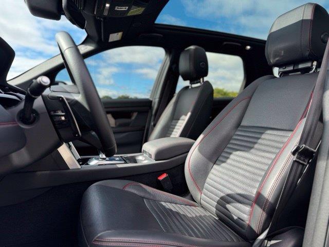 2023 Land Rover Discovery - $28,987