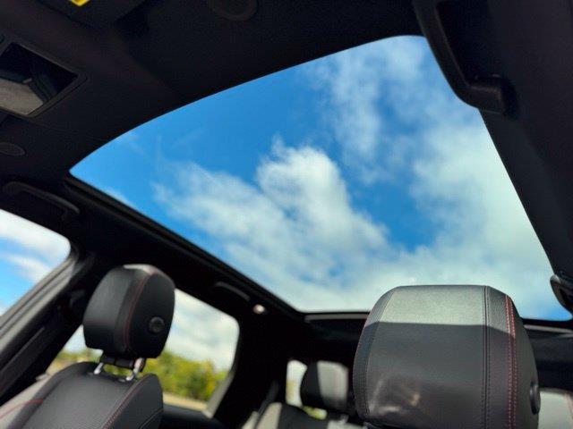 2023 Land Rover Discovery - $28,987