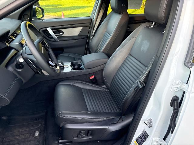 2024 Land Rover Discovery - $35,818