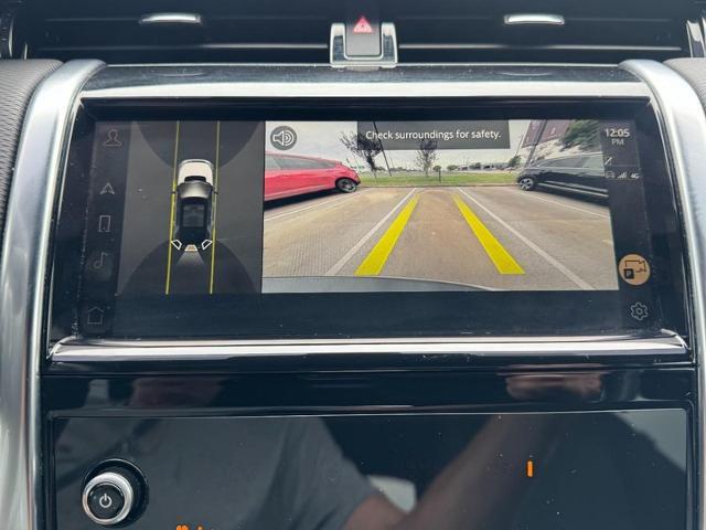 2023 Land Rover Discovery - $29,324
