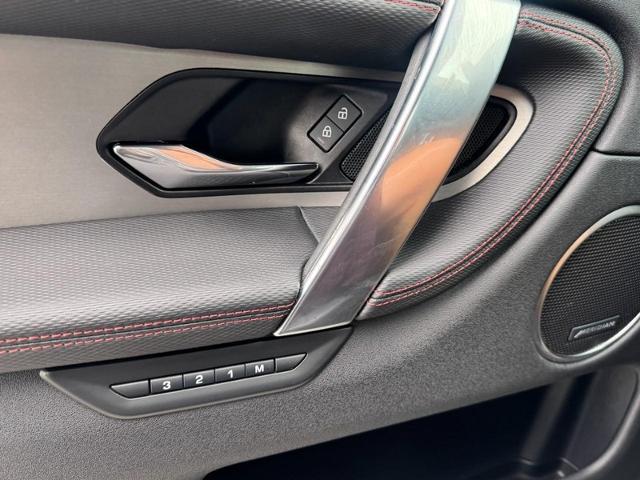 2023 Land Rover Discovery - $29,324