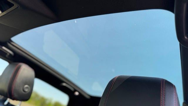 2023 Land Rover Discovery Sport P250 SE R-Dynamic