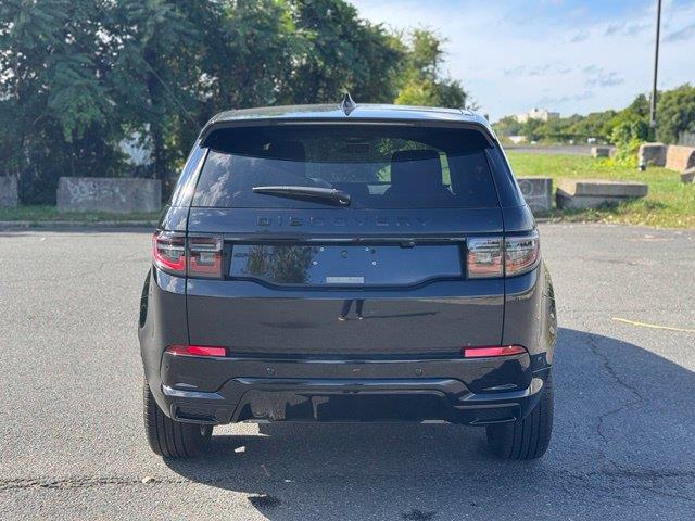 2025 Land Rover Discovery - $36,986