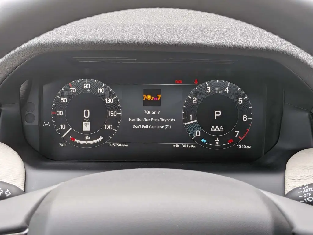 2025 Land Rover Discovery - $41,721