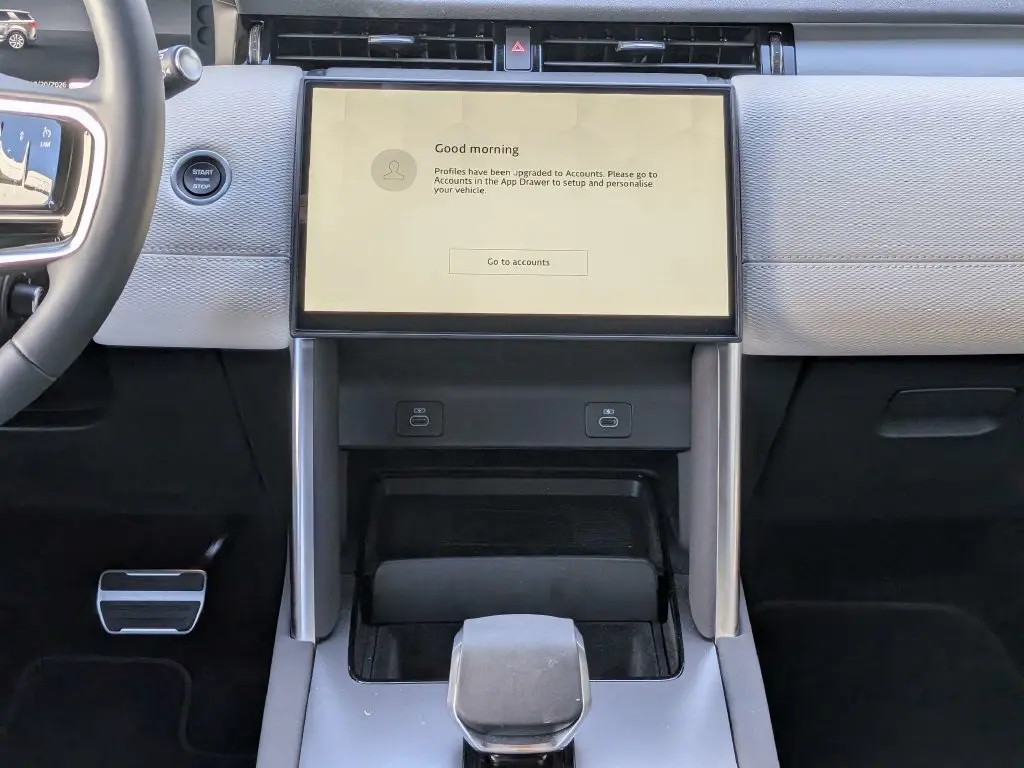 2026 Land Rover Discovery - $44,676