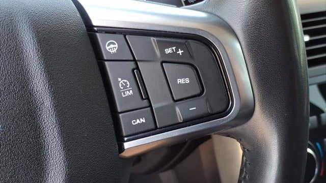 2019 Land Rover Discovery Sport SE