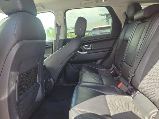 2019 Land Rover Discovery - $9,990