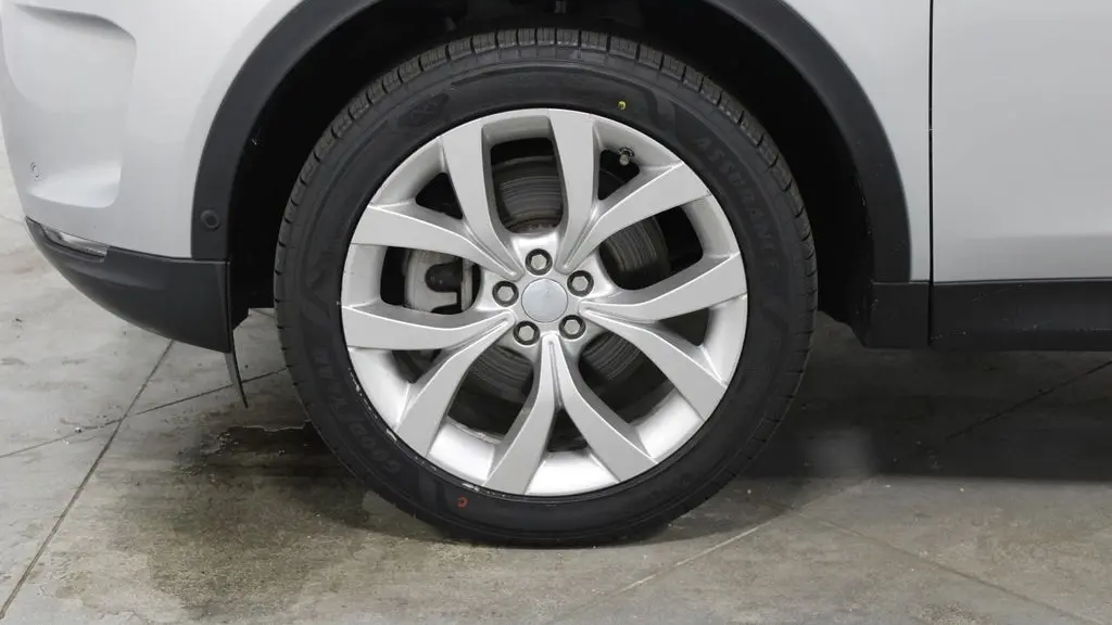 2021 Land Rover Discovery Sport P250 SE