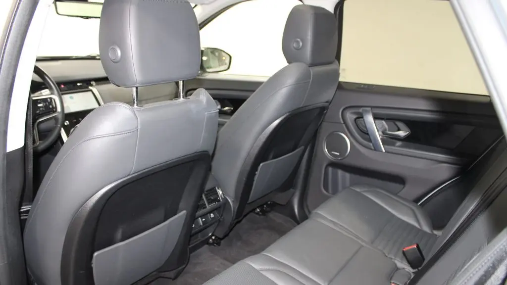 2021 Land Rover Discovery Sport P250 SE