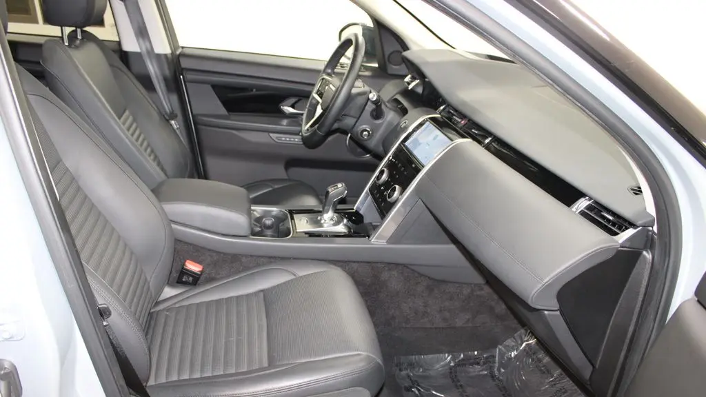 2021 Land Rover Discovery Sport P250 SE