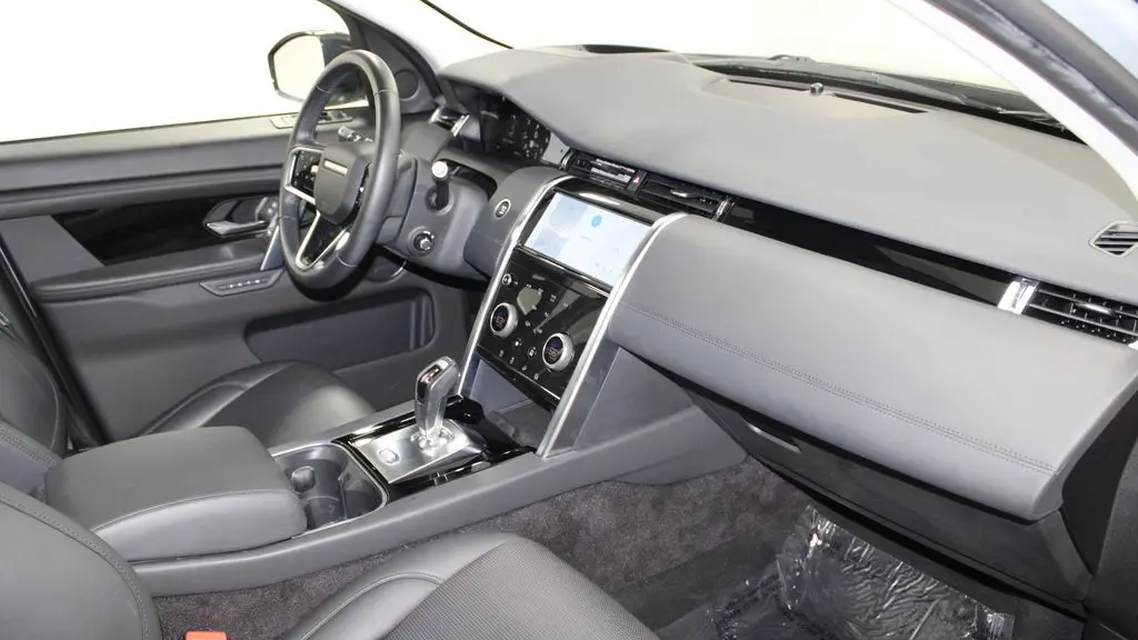 2021 Land Rover Discovery Sport P250 SE