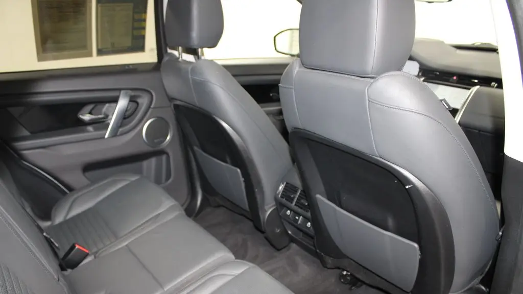 2021 Land Rover Discovery Sport P250 SE