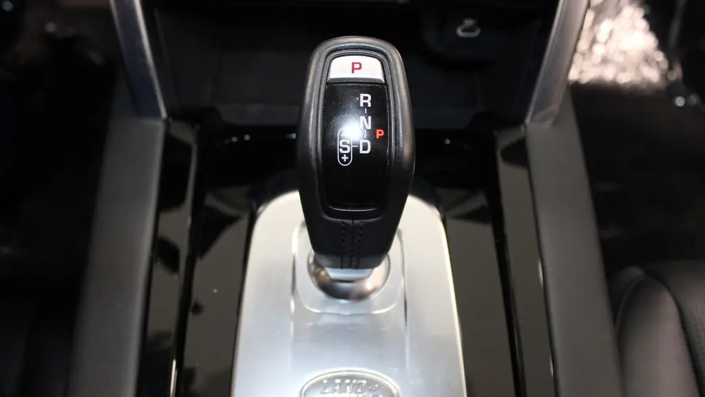 2021 Land Rover Discovery Sport P250 SE
