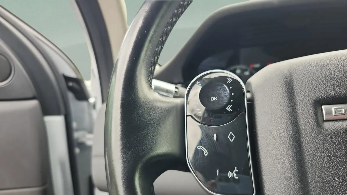 2020 Land Rover Discovery Sport P250 SE