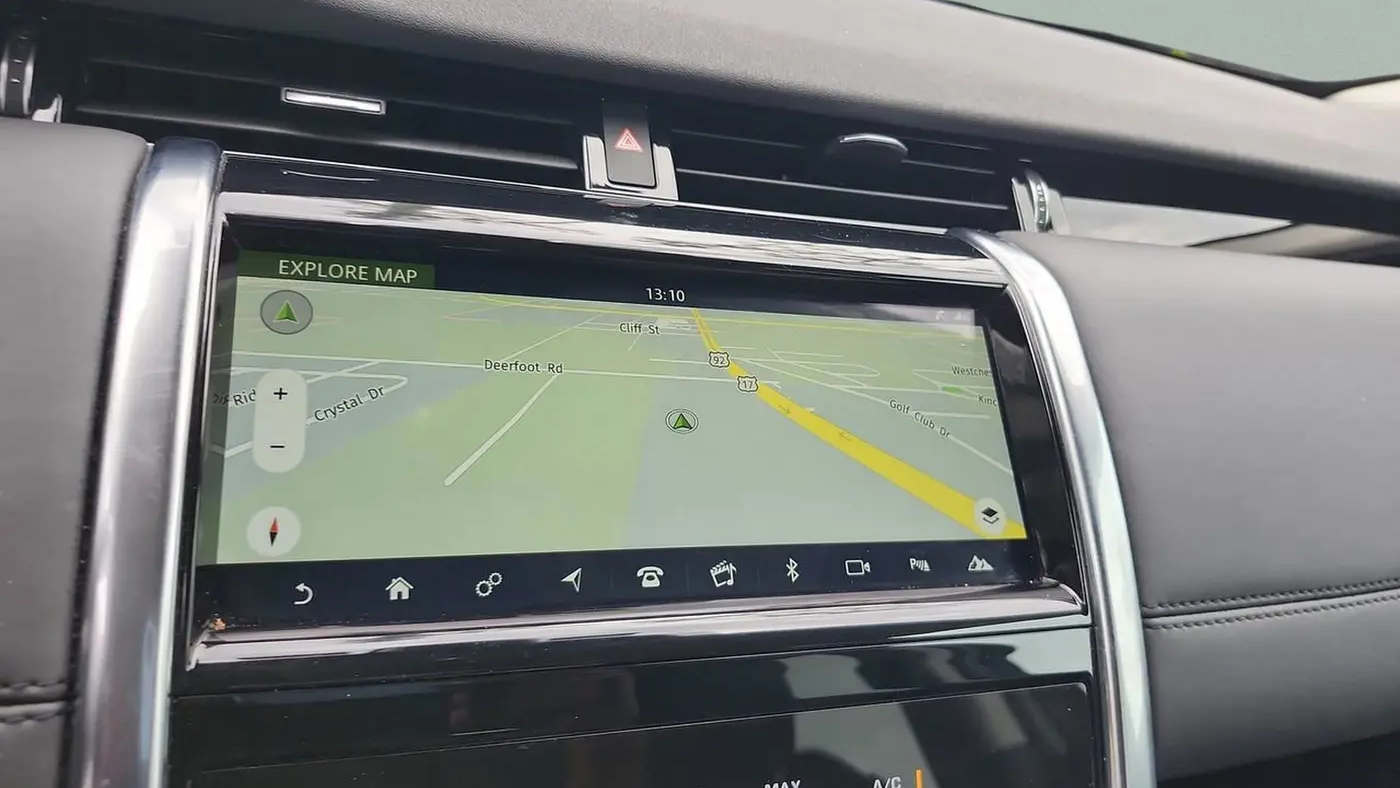 2020 Land Rover Discovery Sport P250 SE