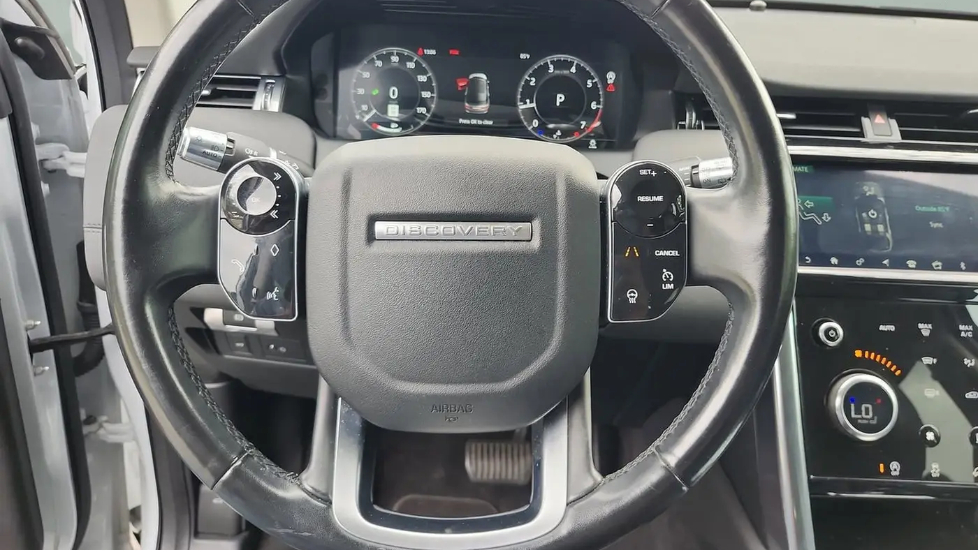 2020 Land Rover Discovery Sport P250 SE