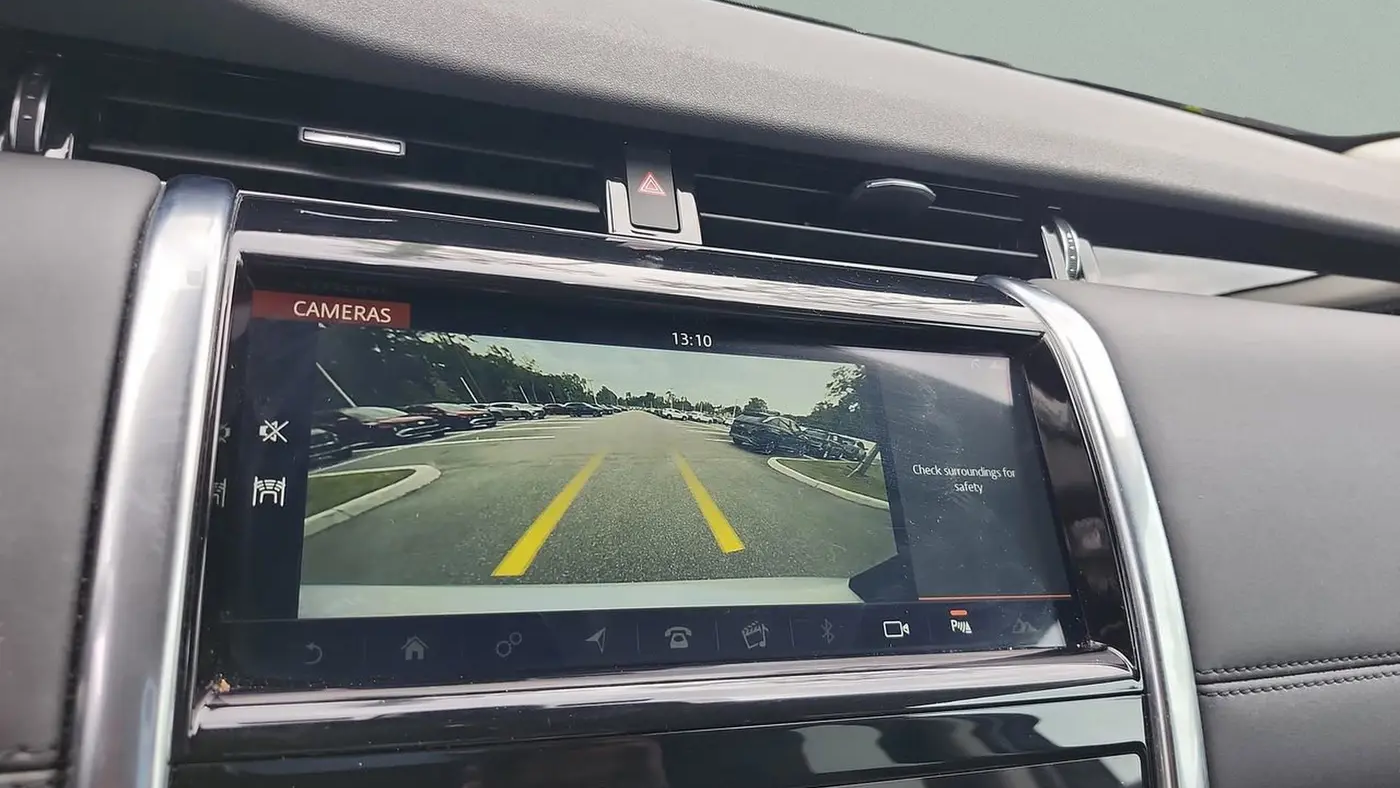 2020 Land Rover Discovery Sport P250 SE
