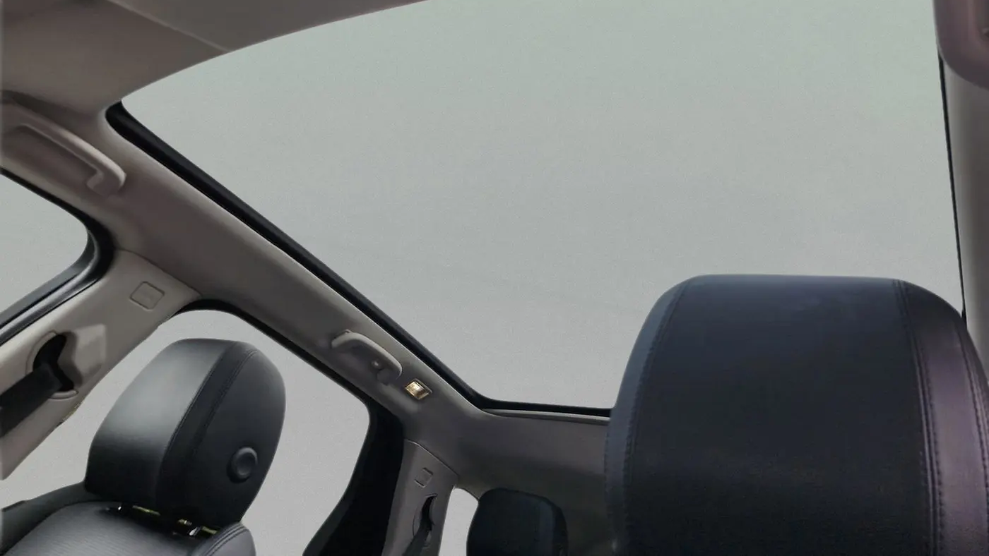 2020 Land Rover Discovery Sport P250 SE