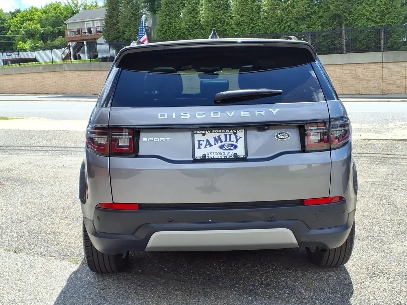 2023 Land Rover Discovery - $26,431