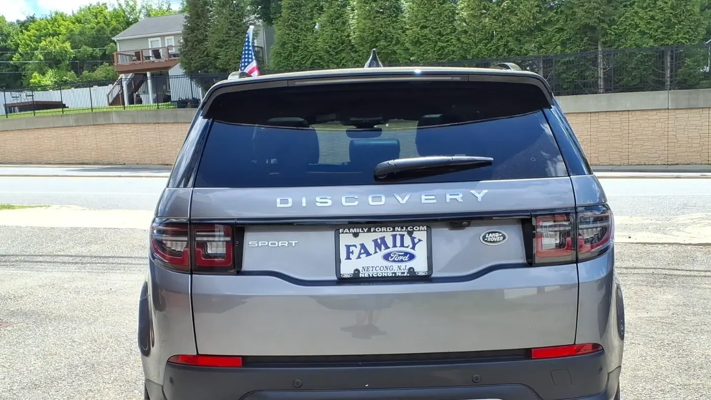 2023 Land Rover Discovery Sport P250 SE