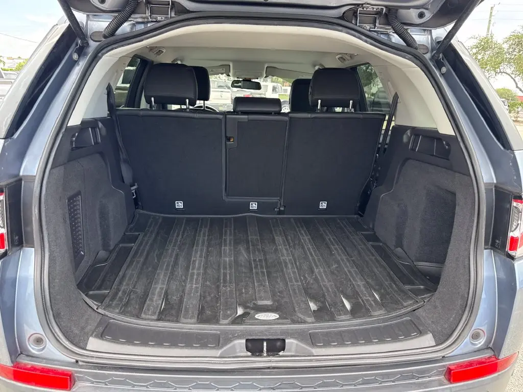 2018 Land Rover Discovery - $12,900