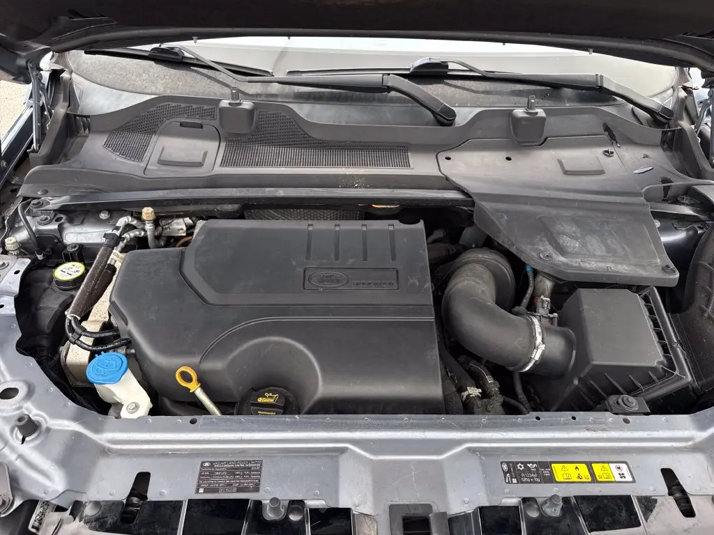 2018 Land Rover Discovery - $12,900