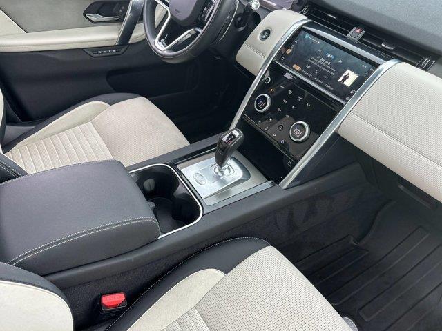 2022 Land Rover Discovery - $20,941