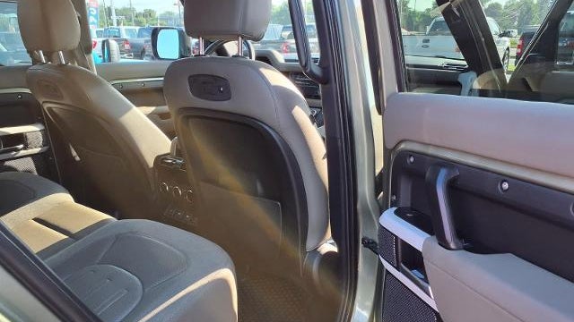 2020 Land Rover Defender 110 First Edition