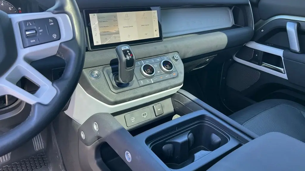 2023 Land Rover Defender 90 X-Dynamic SE