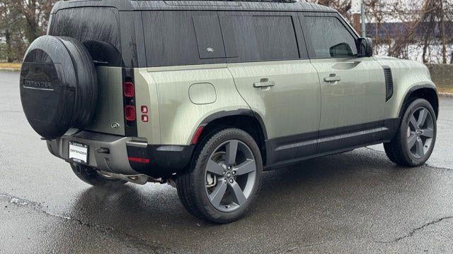 2023 Land Rover Defender 110 X-Dynamic SE