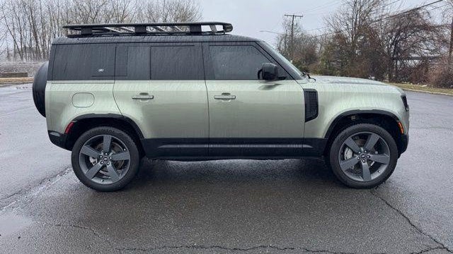 2023 Land Rover Defender 110 X-Dynamic SE