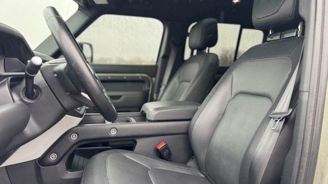 2023 Land Rover Defender 110 X-Dynamic SE